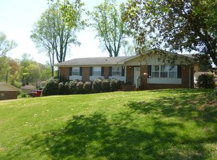 9104 River Oaks Rd, Harrison, TN 37341