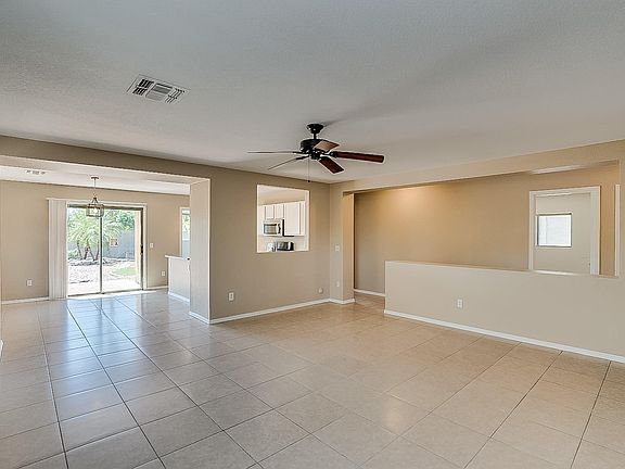 2nd image of 1027 E Arabian Dr