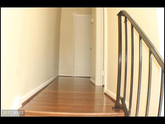 4th image of 3254 Birchdale Sq