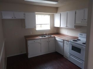 817 NW Summercrest Blvd #A, Burleson, TX 76028