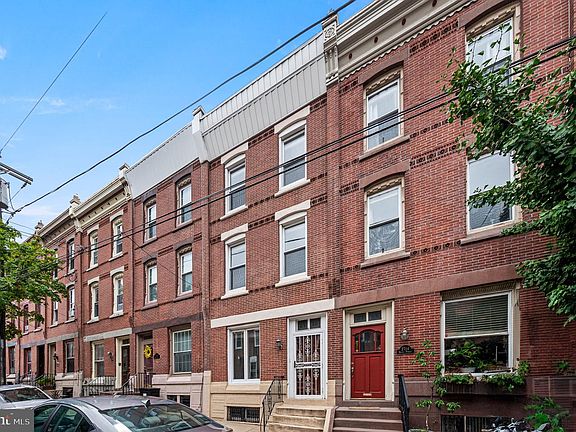3rd image of 2712 Brown St