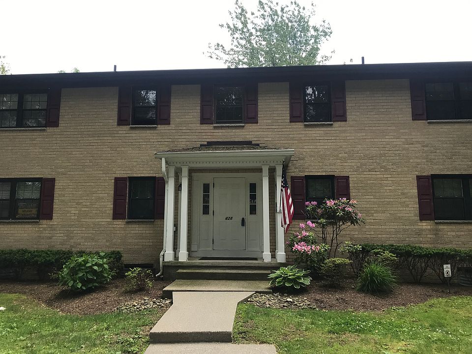 1st image of 428 Somerset Dr APT B