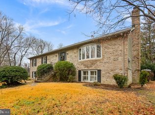 13100 Croom Rd, Upper Marlboro, MD 20772