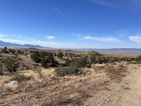 5th image of Corral Rd