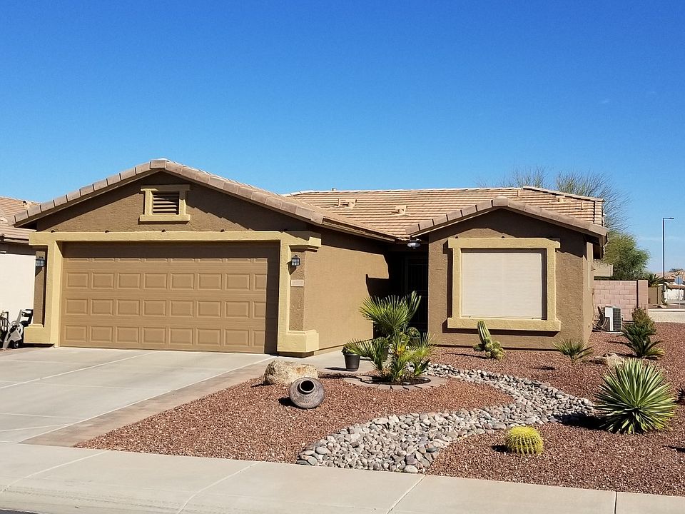 1st image of 3066 E Palm Beach Dr