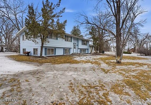 3rd image of 209 Seebart St