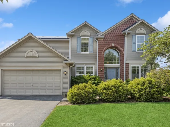 4 Boxelder Ct, Bolingbrook, IL 60490