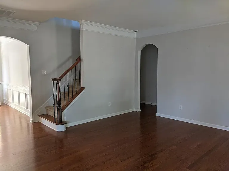 3409 Bidwell Ave — Photo 13