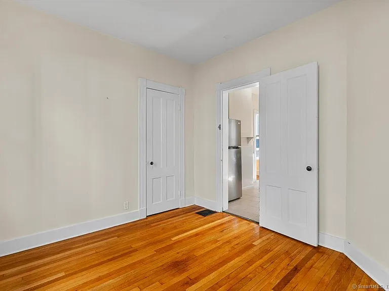 56 Mansfield St #1 — Photo 16