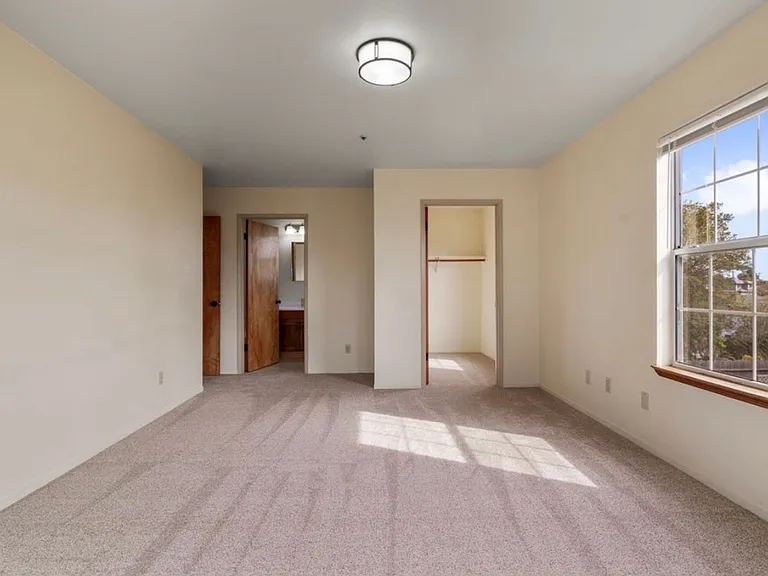 2436 Paul Minnie Ave — Photo 32