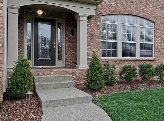 2nd image of 8310 Parkfield Dr