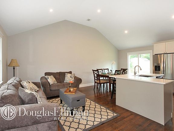 2nd image of 8 Galway Pl