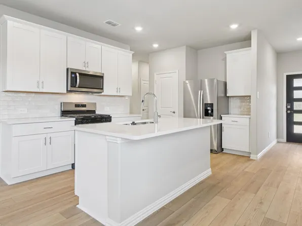 6002 Belchamp Dr, McKinney, TX 75071