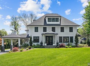 158 Phelps Rd, Ridgewood, NJ 07450