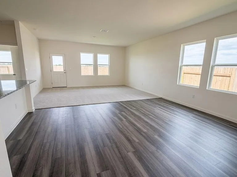 616 Wesley Miller Ln — Photo 15