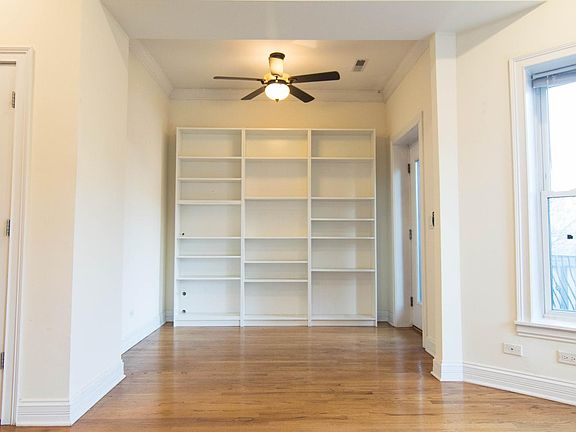 5th image of 902 N Wolcott Ave APT 2