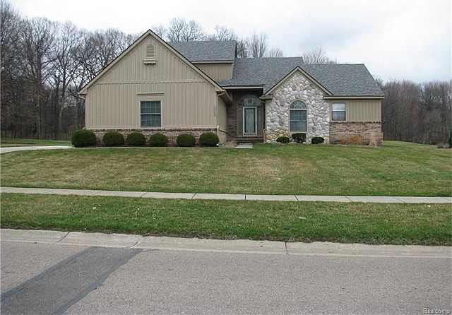 1st image of 2309 Mayfair Dr