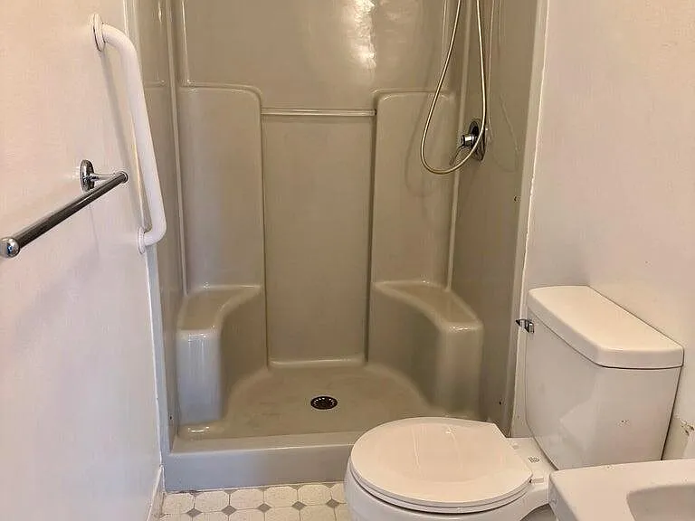 37 Flood Dr — Photo 19