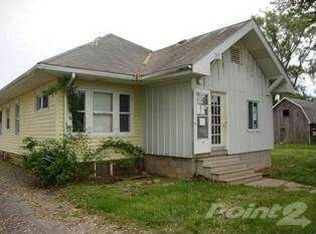 112 N West St, Henderson, MI