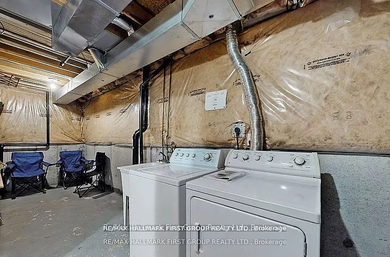 39 Robideau Pl — Photo 36