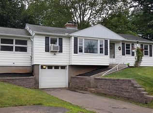 82 Old Stagecoach Rd, Meriden, CT 06450
