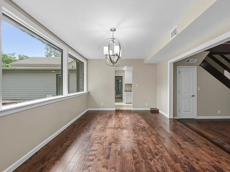 401 N Bailey Ave — Photo 13
