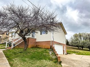 825 Little Chuckey Rd, Midway, TN 37809