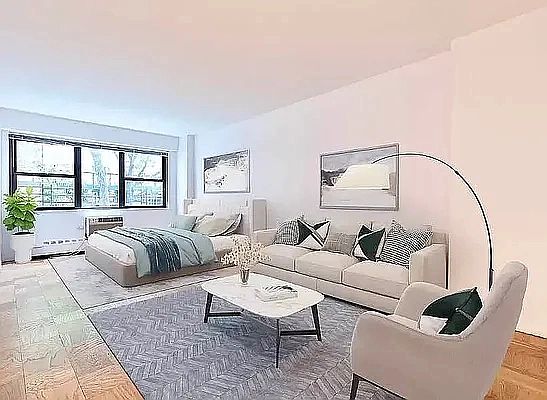 4th image of 150 E 39th St APT 402