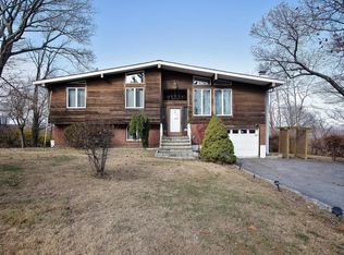 39 Kings Ridge Rd, Mahopac, NY 10541