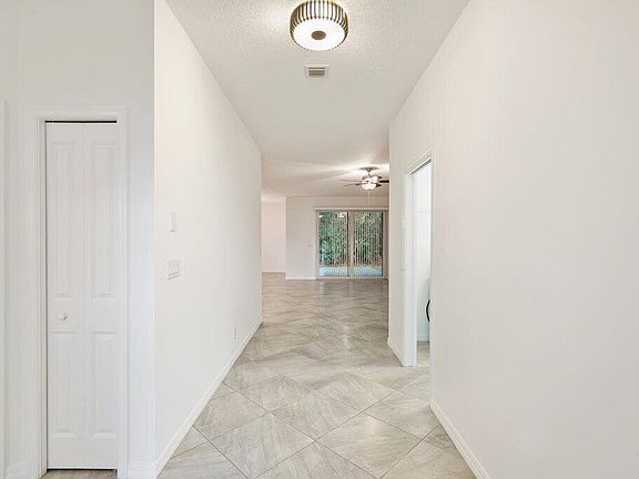 3rd image of 2055 46TH Avenue