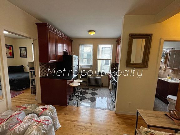 3rd image of 31-83 30th St #3R