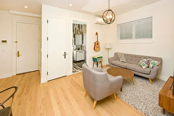 Rented by NOVO | media 23