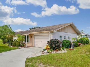 709 Reading Pl, Sun City Center, FL 33573