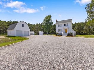 9632 Rowes Point Rd, Hayes, VA 23072