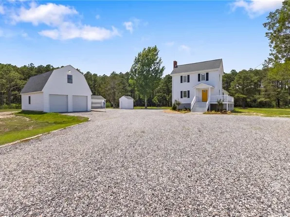 9632 Rowes Point Rd, Hayes, VA 23072