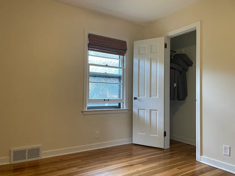 608 Chapman St — Photo 21