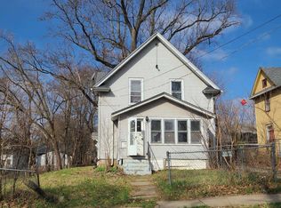 418 Oakley Ave, Rockford, IL