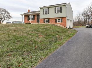 111 Trail Rd S, Elizabethtown, PA 17022
