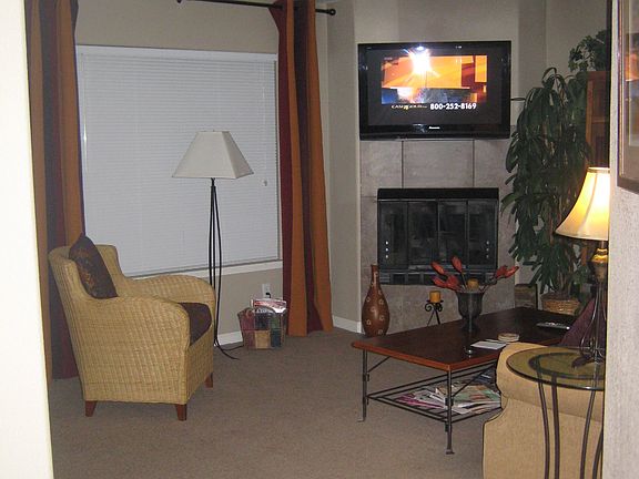 LR w/ wood burning fireplace
