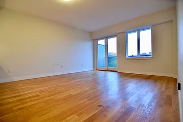 Rented by Safdie Realty Group