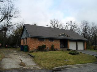 1220 Hemphill St, Greenville, TX 75401