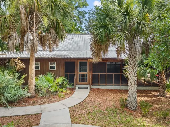 1815 NE Mabels Ave, Steinhatchee, FL 32359