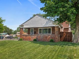5204 E 10th St, Indianapolis, IN