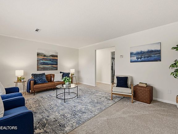 2nd image of 810 Highland Dr APT 1403