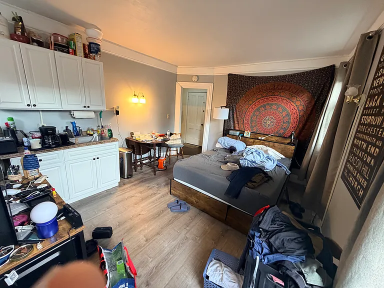 83 Englewood Ave #8 — Photo 5