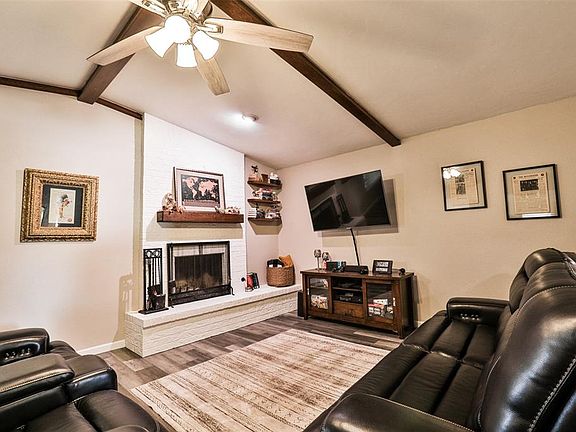 3rd image of 709 Saint Charles St