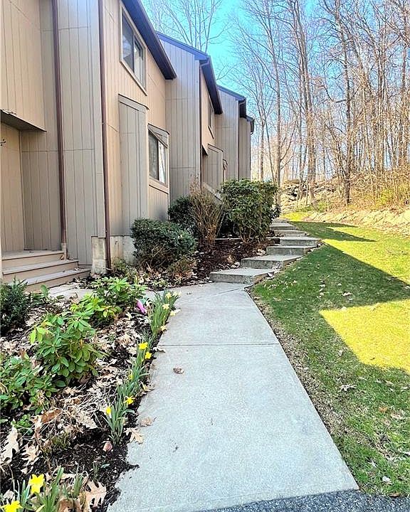 5 Wake Robin Rd Lincoln, RI, 02865 Apartments for Rent Zillow