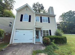 1010 Hillsborough Chase NW, Kennesaw, GA 30144