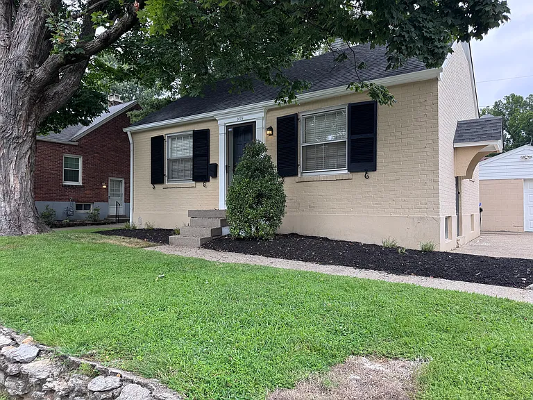 3029 Bon Air Ave — Photo 2