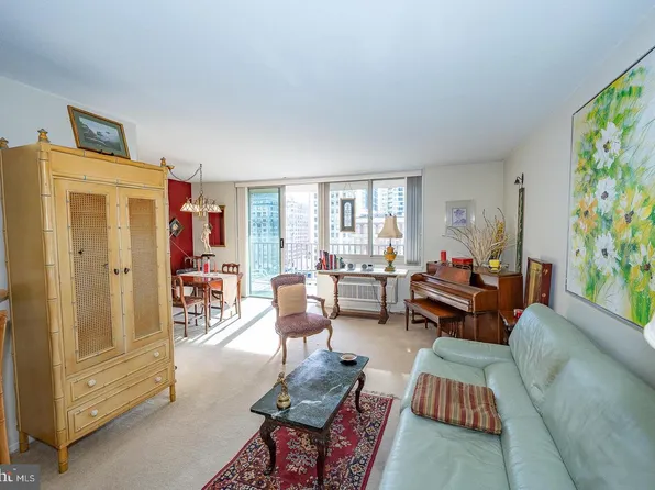 1919 Chestnut St APT 1316, Philadelphia, PA 19103